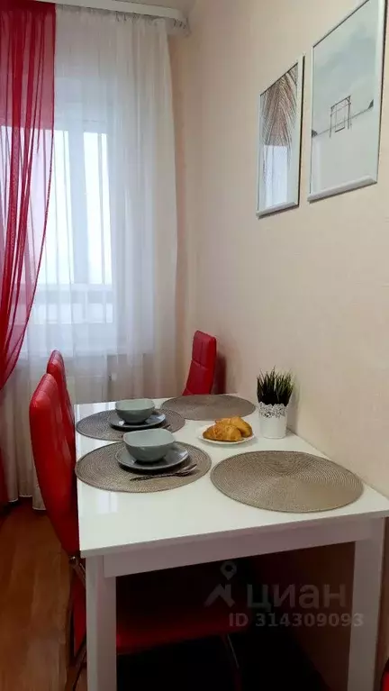 2-к кв. Пермский край, Пермь ул. Овчинникова, 35А (56.0 м) - Фото 1