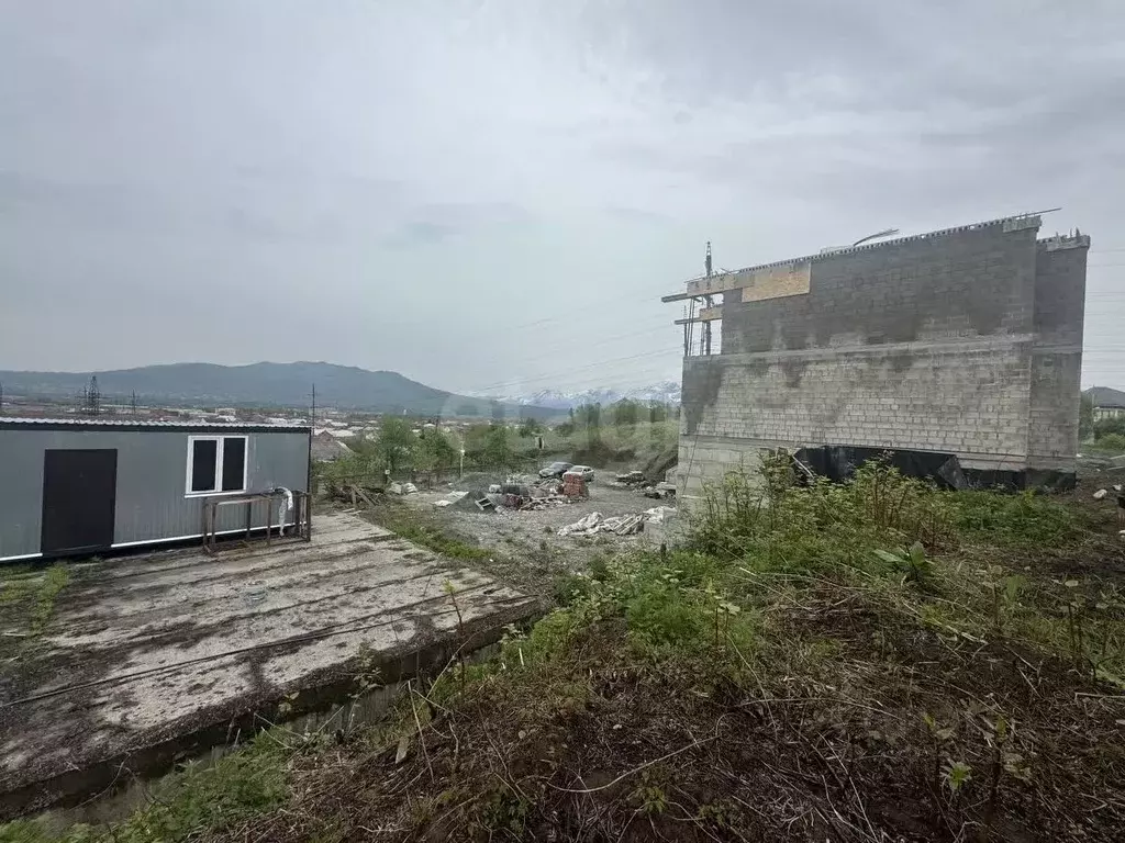 Участок в Северная Осетия, Владикавказ Иристон СТ, ул. Лабинская (7.0 ... - Фото 0
