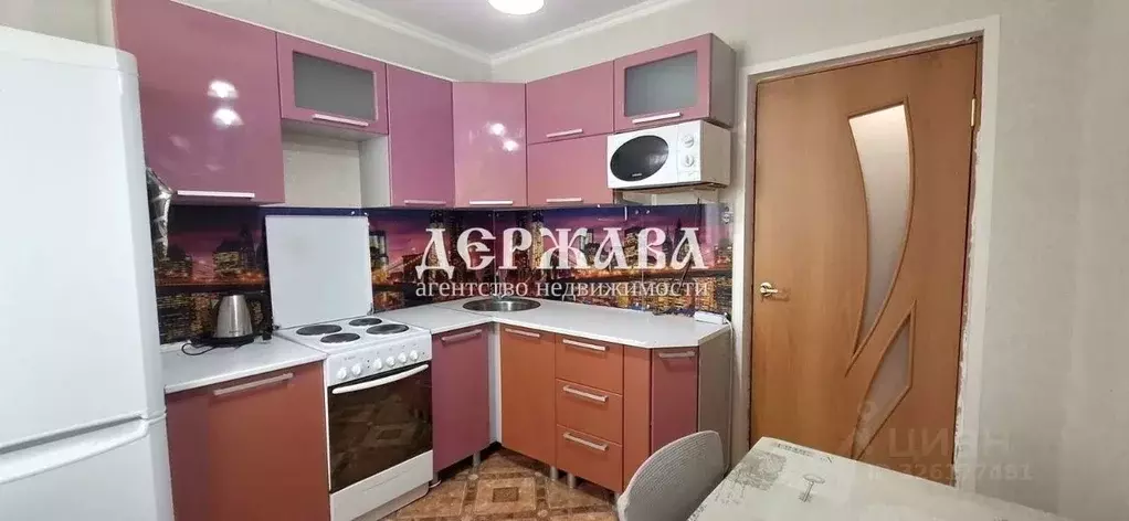 1-к кв. Белгородская область, Старый Оскол Космос мкр, 1Б (36.0 м) - Фото 1