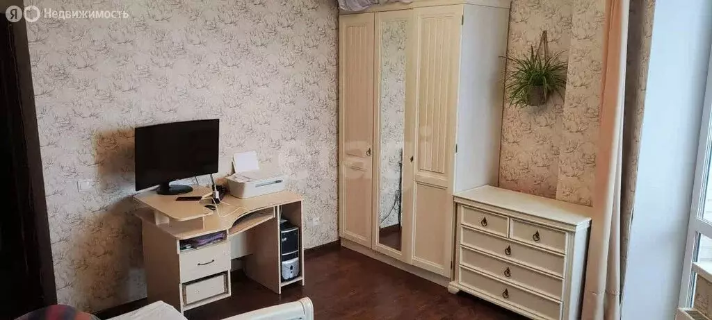 3-комнатная квартира: Омск, улица Степанца, 2 (79.3 м) - Фото 2