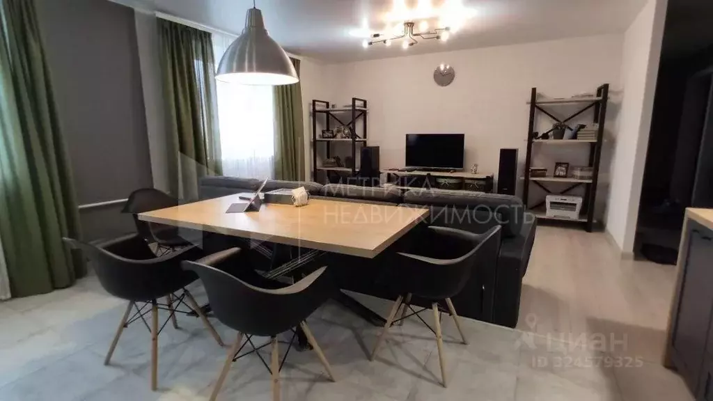 2-к кв. Тюменская область, Тюмень ул. Пермякова, 79 (88.2 м) - Фото 2