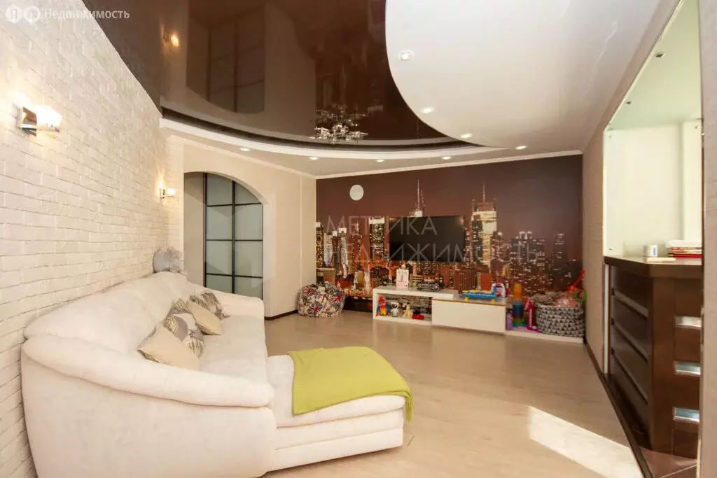 2-комнатная квартира: Тюмень, улица Газовиков, 33 (93.7 м) - Фото 2