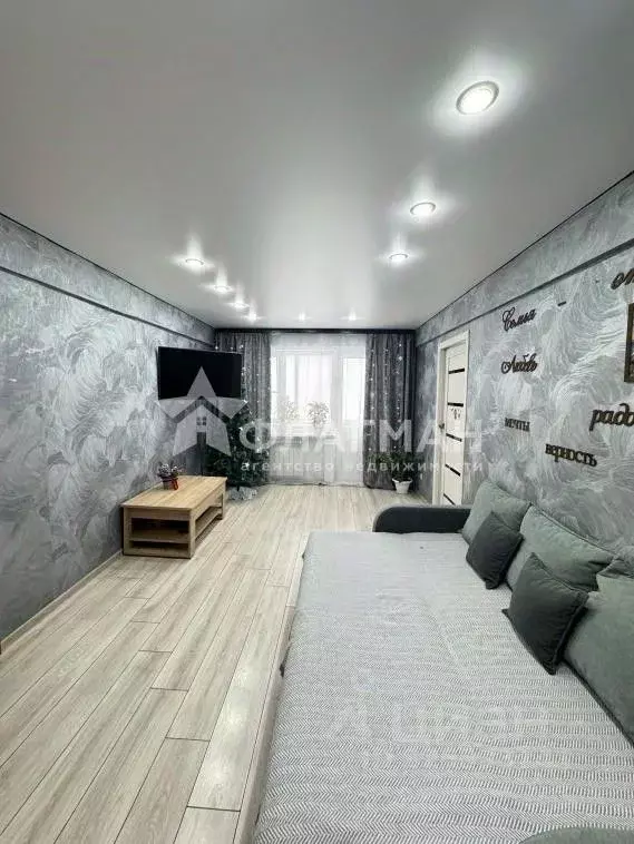 3-к кв. Иркутская область, Усолье-Сибирское ул. Коростова, 33 (59.2 м) - Фото 1