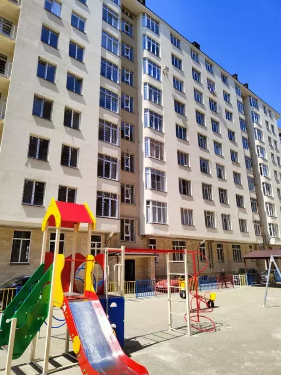 2-к кв. Кабардино-Балкария, Нальчик ул. Чернышевского, 201Е (68.1 м) - Фото 1