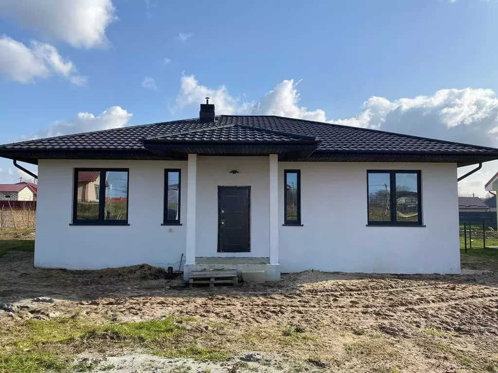 Дом в Калининградская область, Гурьевский муниципальный округ, пос. ... - Фото 1