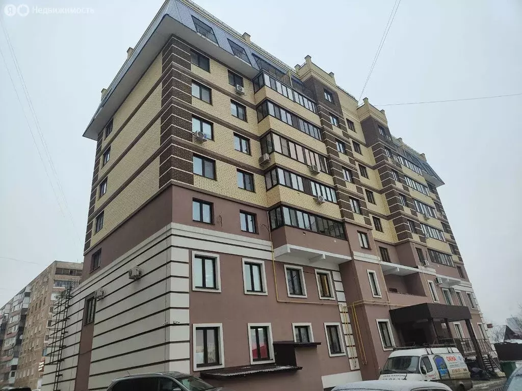 Квартира-студия: Орёл, улица 8 Марта, 10 (130 м) - Фото 1