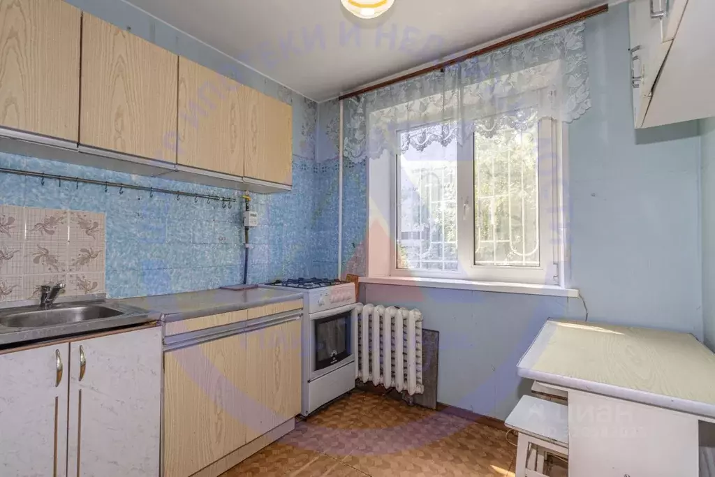 3-к кв. Курганская область, Курган ул. МАКСИМА ГОРЬКОГО, 4 (56.6 м) - Фото 0