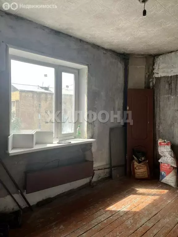 4-комнатная квартира: Шагонар, Саяно-Шушенская улица, 4 (74 м) - Фото 2