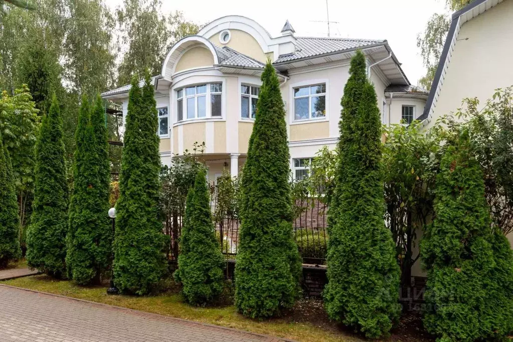 Коттедж в Московская область, Истра городской округ, д. Веледниково . - Фото 0