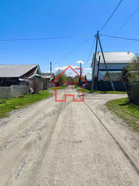 Дом в Свердловская область, Верхняя Пышма ул. Бажова, 4 (75 м) - Фото 0