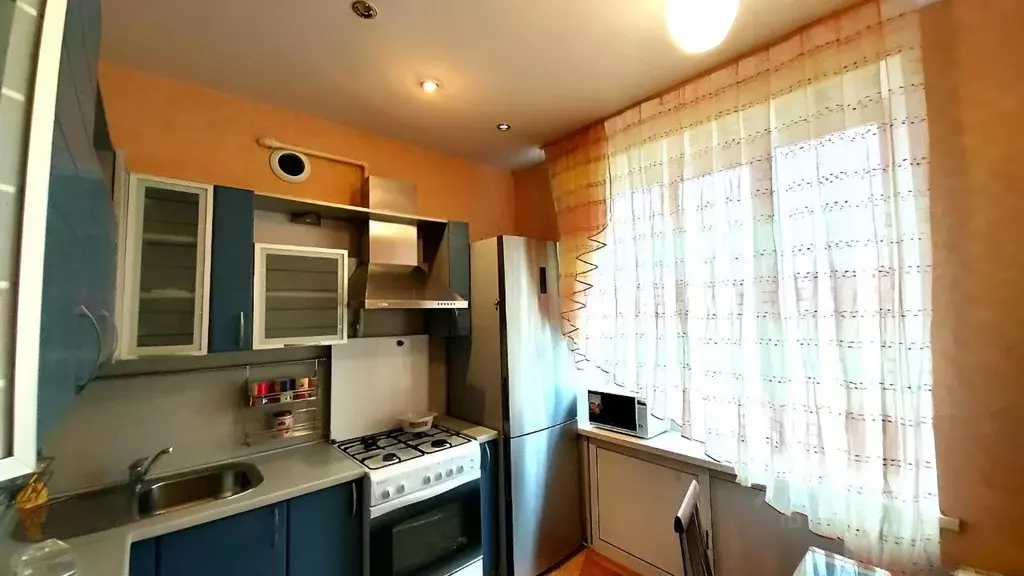 3-к кв. Волгоградская область, Волгоград Удмуртская ул., 2 (76.2 м) - Фото 1