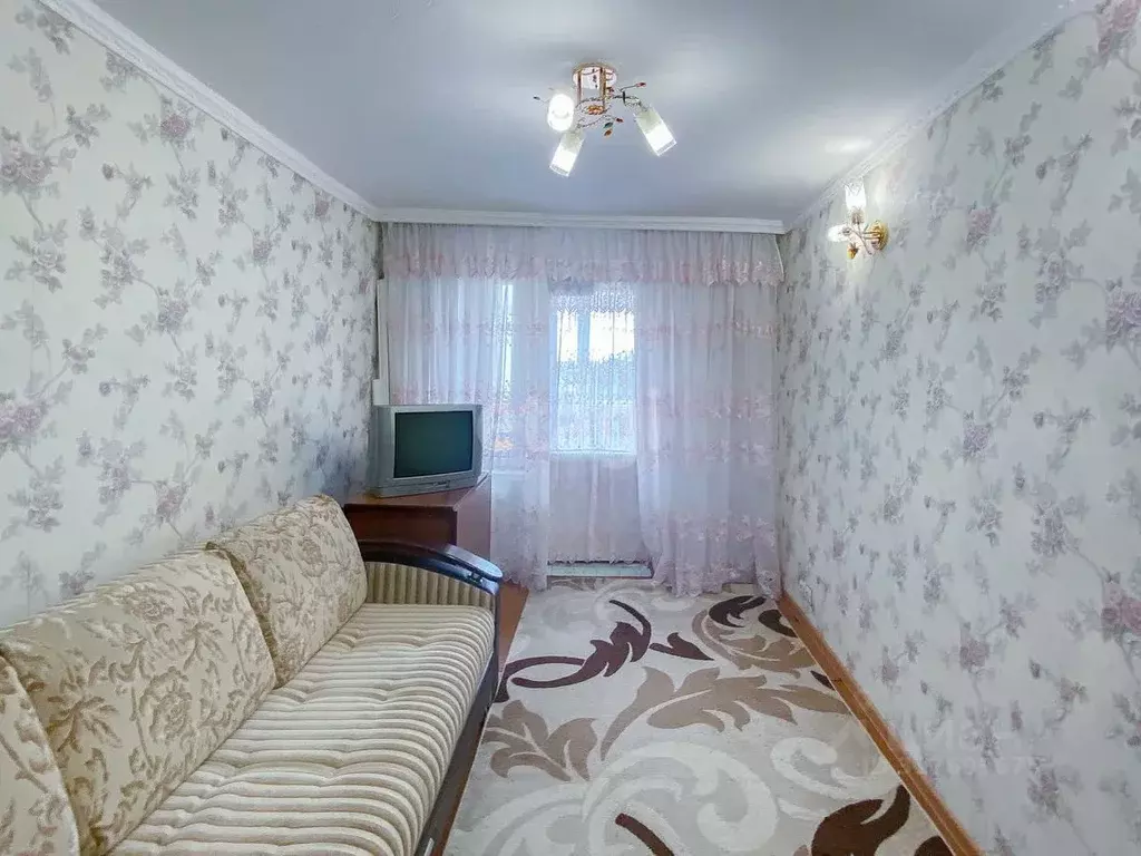 3-к кв. Мордовия, Саранск Республиканская ул., 3 (57.8 м) - Фото 0