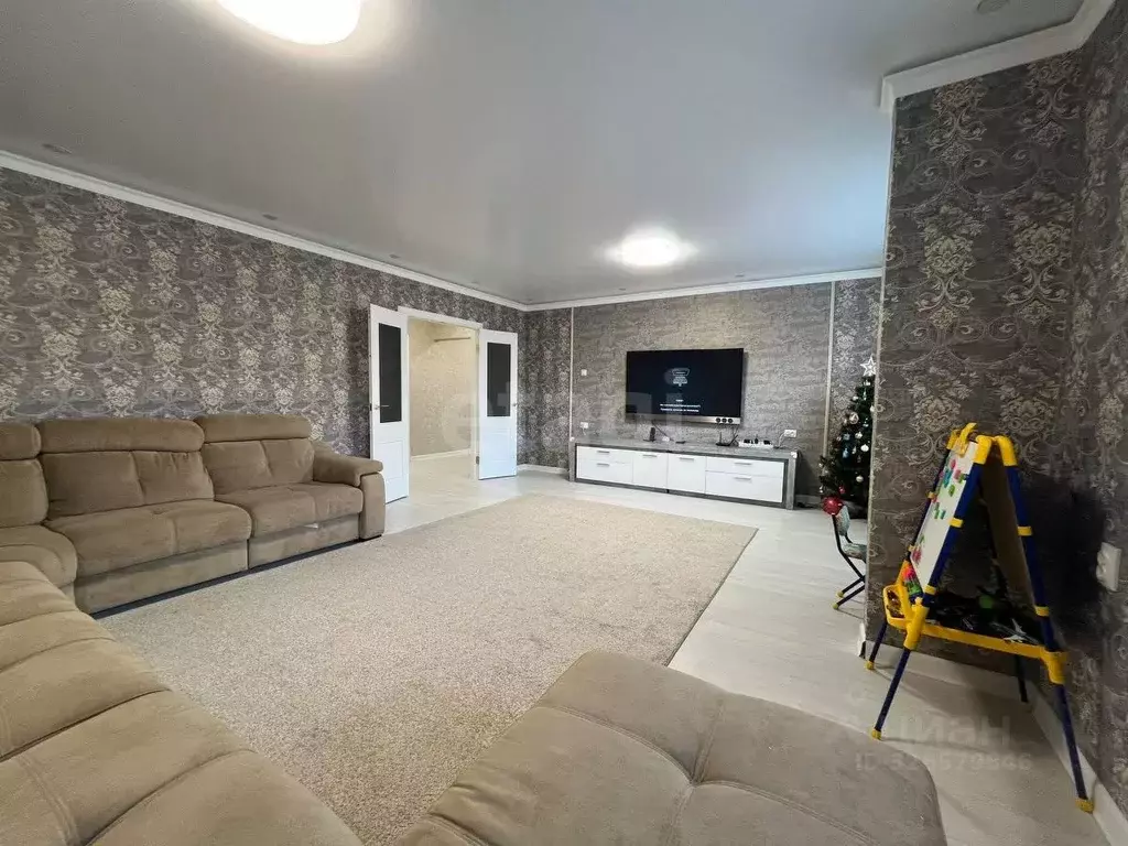 Дом в Калмыкия, Элиста ул. 8 Марта (305 м) - Фото 2