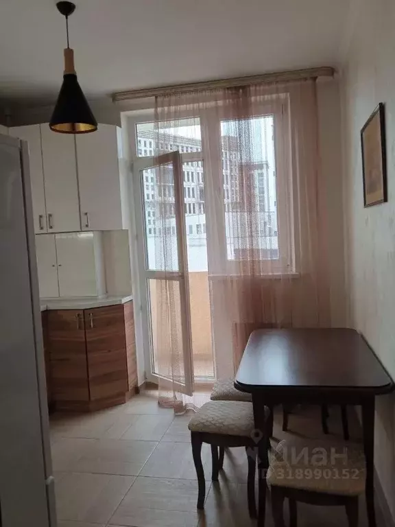 2-к кв. Крым, Симферополь ул. Киевская (70.0 м) - Фото 1