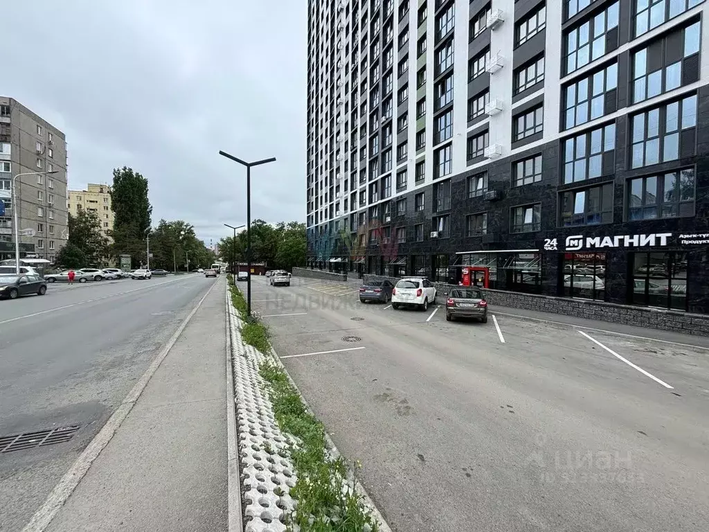 Торговая площадь в Башкортостан, Уфа ул. Сагита Агиша, 19 (167 м) - Фото 0