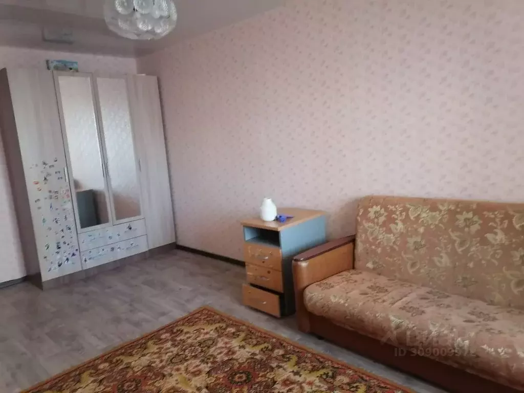 1-к кв. Курганская область, Курган Заозерный жилрайон, 3-й мкр, 6 ... - Фото 1
