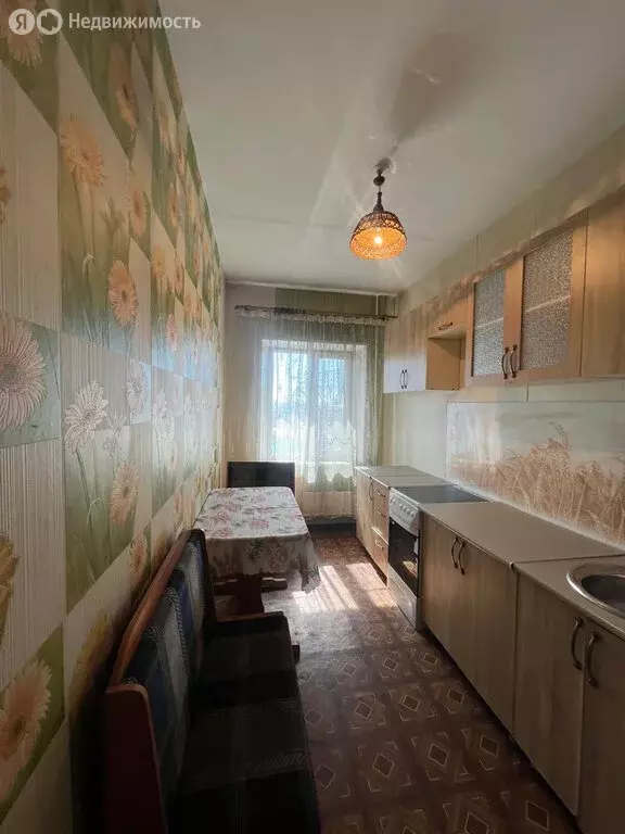 2-комнатная квартира: Кызыл, ГСК Магистральный 4, с35 (47.9 м) - Фото 1