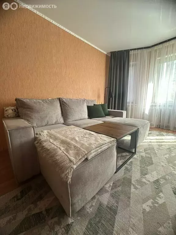 2-комнатная квартира: Радужный, 3-й квартал, 10 (64 м) - Фото 1
