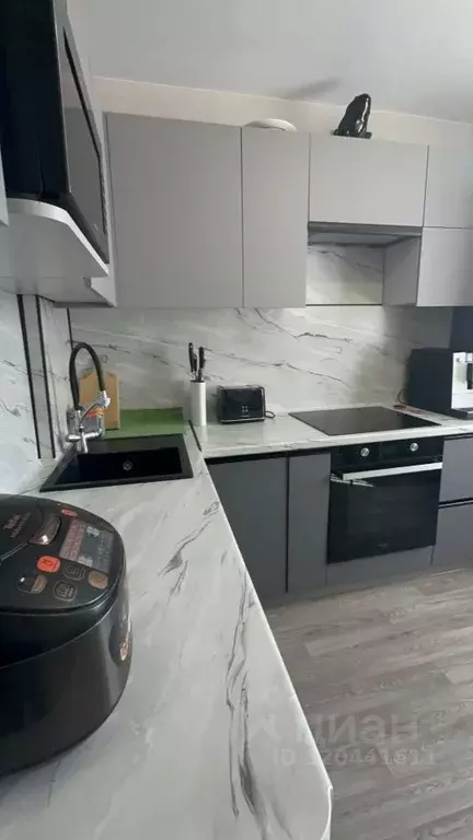 3-к кв. Кировская область, Киров ул. Казанская, 9 (60.0 м) - Фото 1