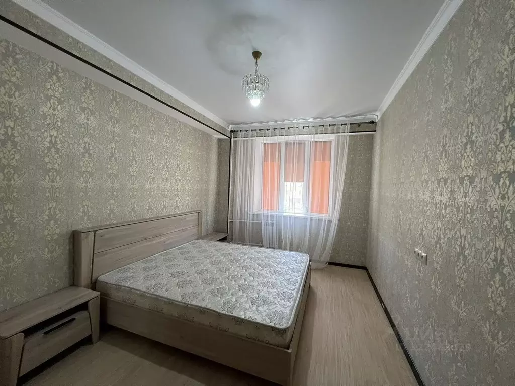 2-к кв. Дагестан, Каспийск ул. Ленина, 51В (67.0 м) - Фото 0