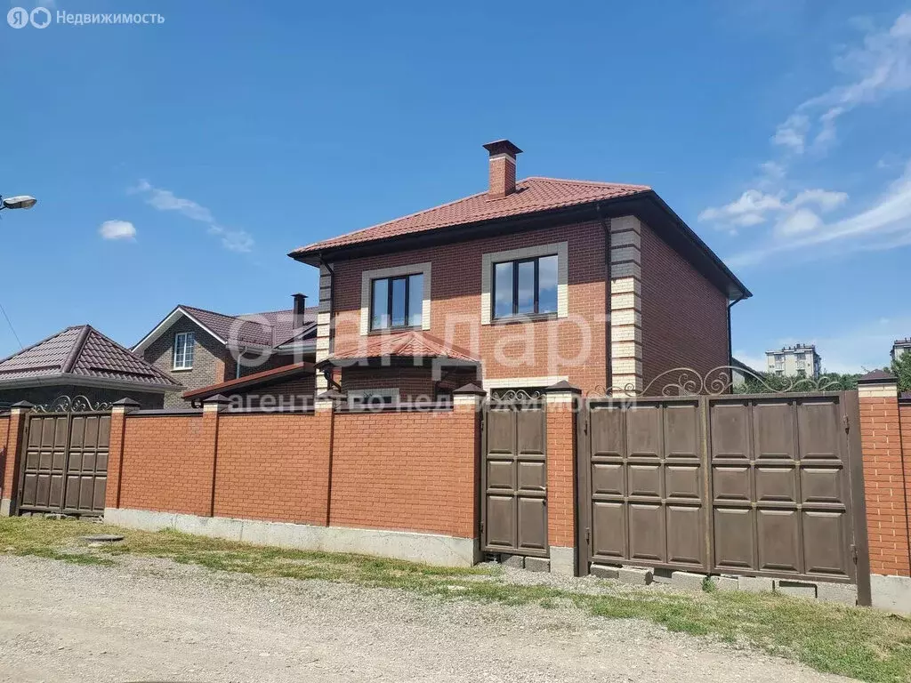 Дом в Ессентуки, Запорожская улица (238.5 м) - Фото 1