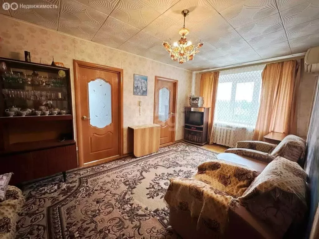 4-комнатная квартира: Стерлитамак, улица Ибрагимова, 18 (61.4 м) - Фото 1