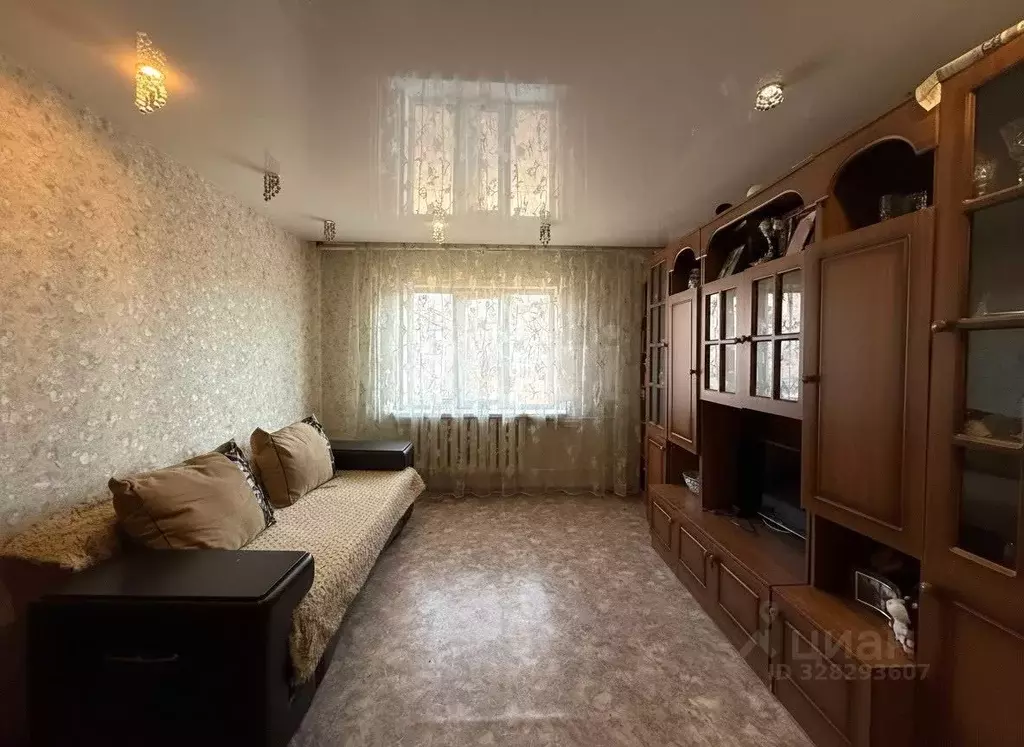 3-к кв. Вологодская область, Великий Устюг ул. Неводчикова, 55 (53.6 ... - Фото 1