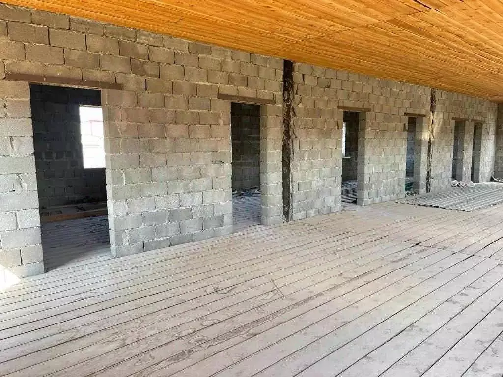 Дом в Саха (Якутия), Якутск ул. Окружная Дорога, 102 (500 м) - Фото 0
