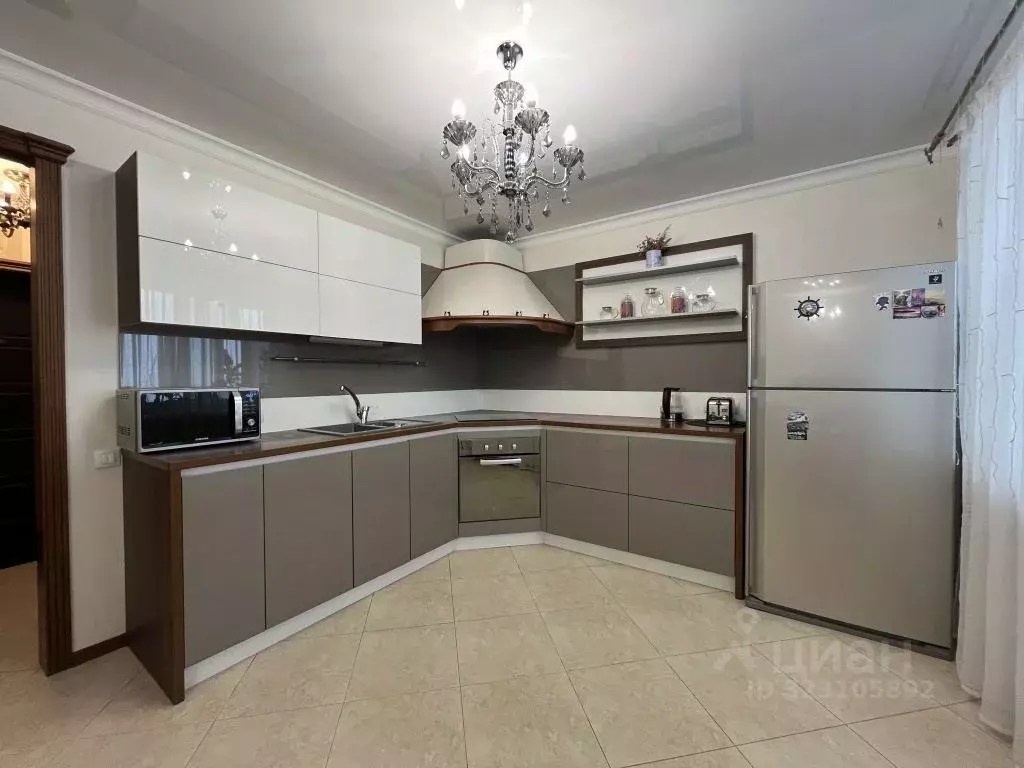 3-к кв. Саратовская область, Саратов Лунная ул., 28 (78.0 м) - Фото 1