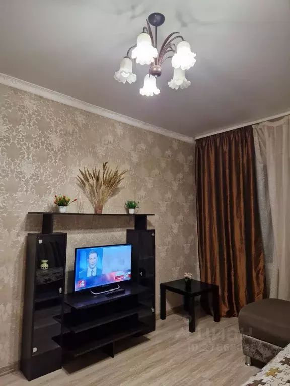 2-к кв. Ростовская область, Таганрог ул. Адмирала Крюйса, 23/10 (60.0 ... - Фото 1