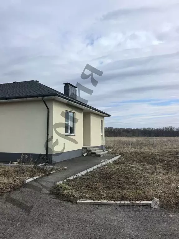 Дом в Белгородская область, Яковлевский муниципальный округ, с. ... - Фото 2
