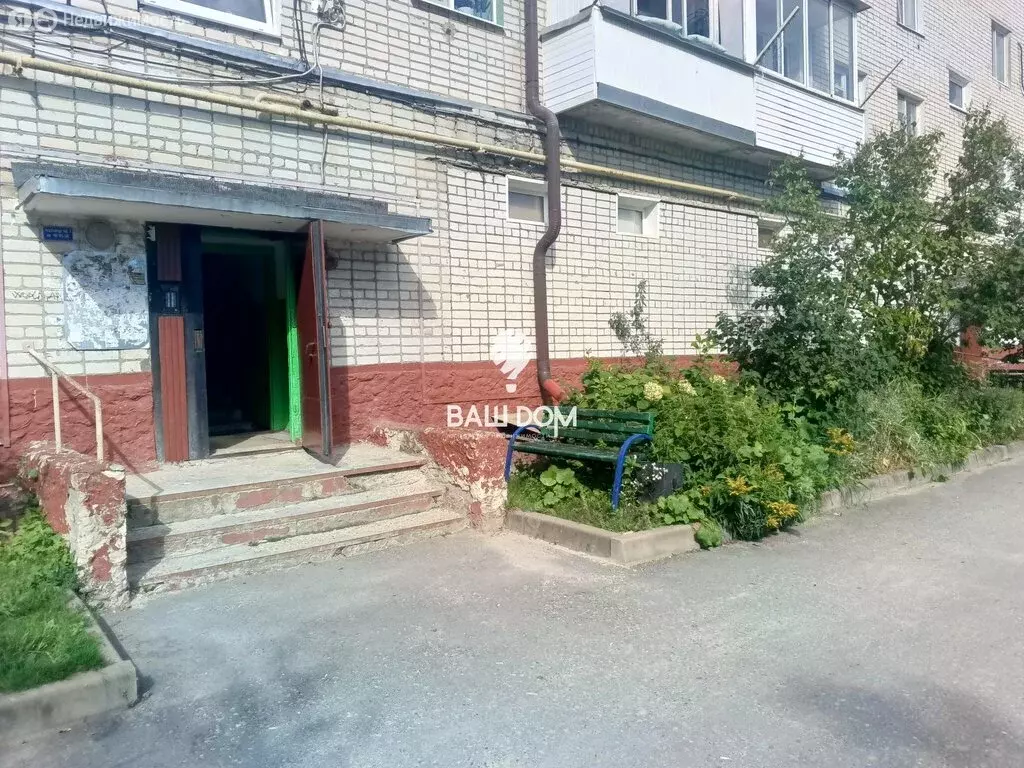 1-комнатная квартира: Дятьково, улица Ленина, 166 (29.5 м) - Фото 0