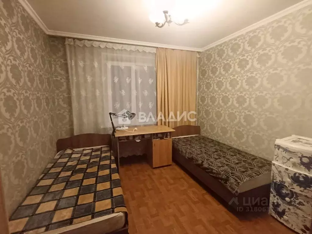 2-к кв. Белгородская область, Белгород ул. Есенина, 12 (50.2 м) - Фото 0