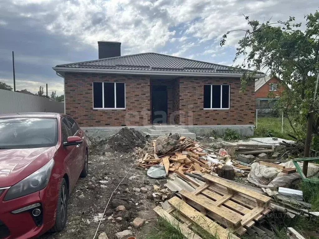 Дом в Ростовская область, Батайск ул. Чапаева (100 м) - Фото 1