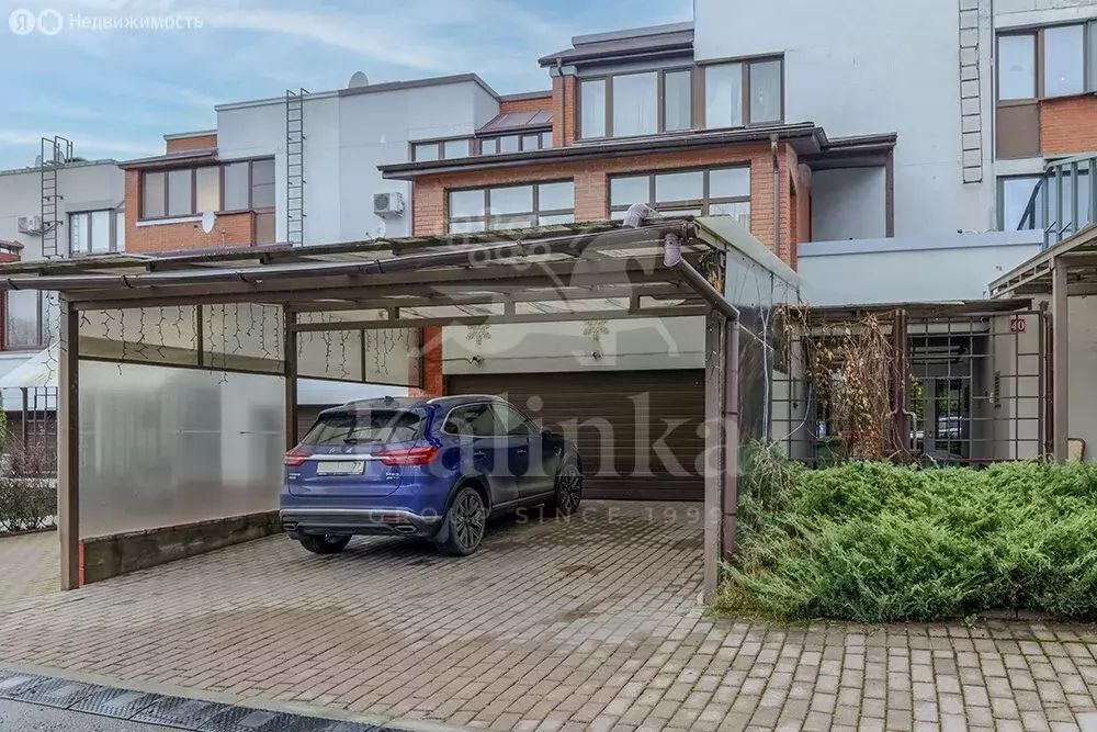 Дом в Рождественно, территория Барвиха-2 (400 м) - Фото 1