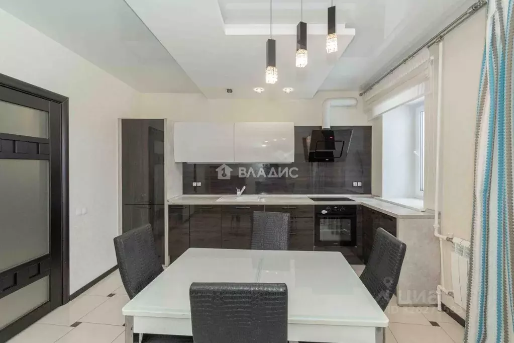 3-к кв. Владимирская область, Владимир ул. Мира, 6б (105.0 м) - Фото 2