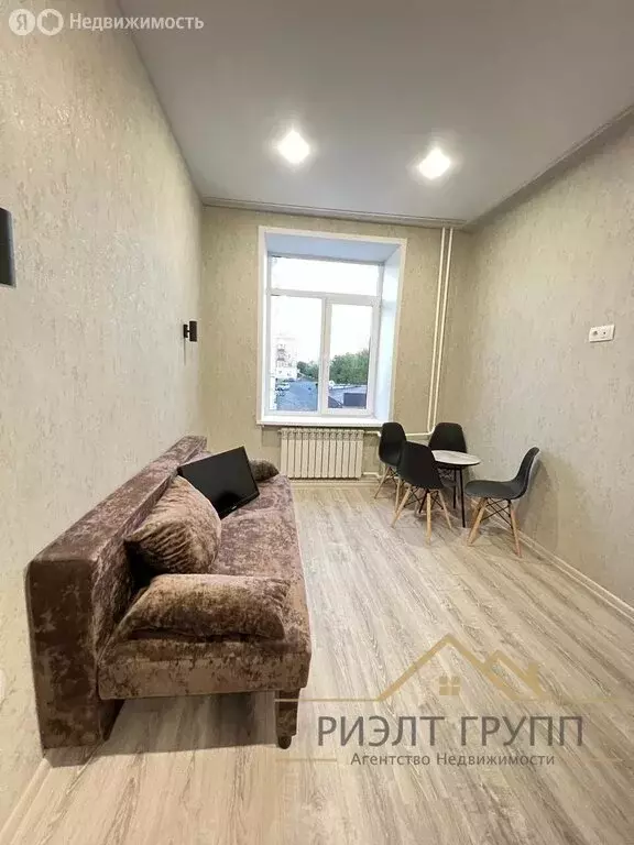 1к в 4-комнатной квартире (18 м) - Фото 0