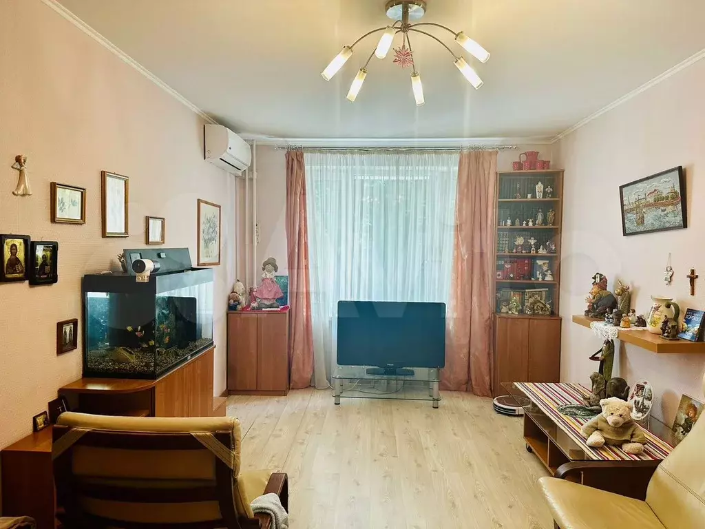 2-к. квартира, 50 м, 2/9 эт. - Фото 0