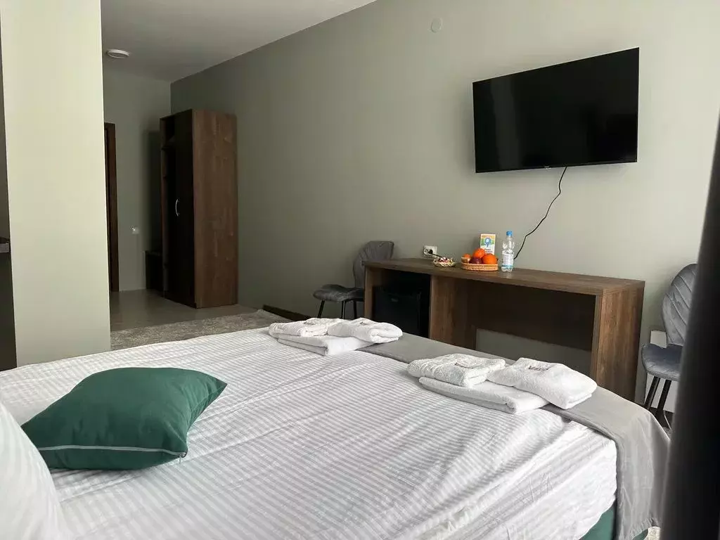 Комната Карачаево-Черкесия, Зеленчукский район, с. Архыз, пос. ... - Фото 2