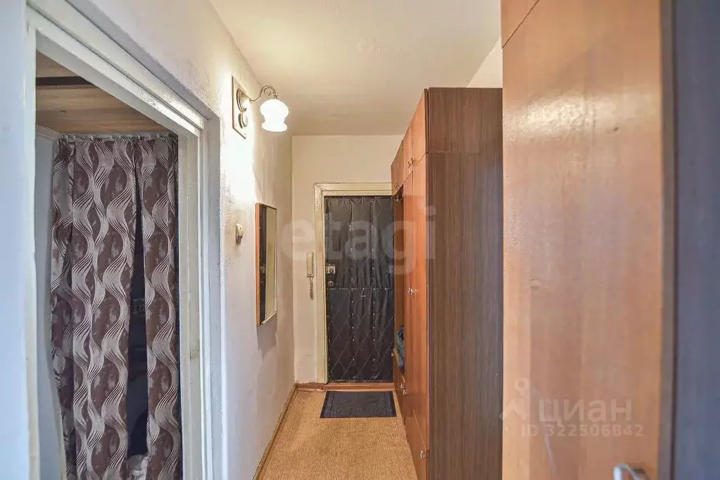 3-к кв. Сахалинская область, Южно-Сахалинск просп. Мира, 290А (65.0 м) - Фото 1