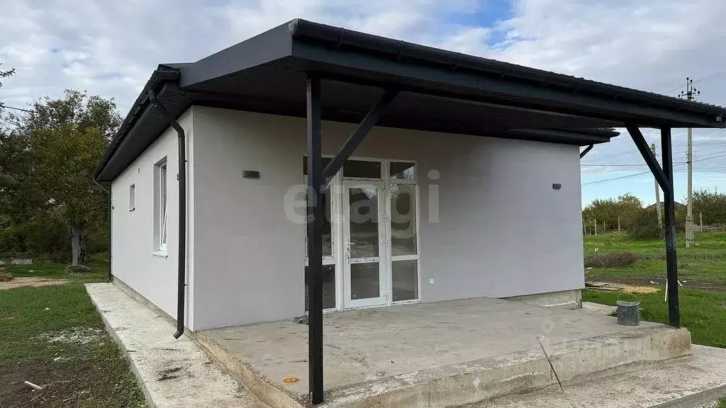 Дом в Крым, Симферопольский район, с. Урожайное  (80 м) - Фото 2