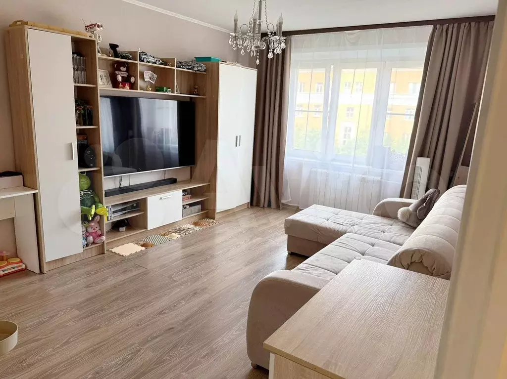 1-к. квартира, 35,7 м, 5/5 эт. - Фото 1