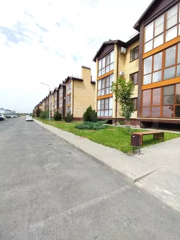 1-к. квартира, 42 м, 2/3 эт. - Фото 1