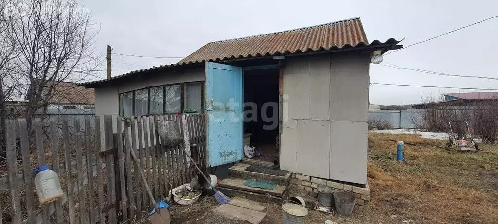 Дом в Причулымский сельсовет, деревня Курбатово, Центральная улица ... - Фото 0