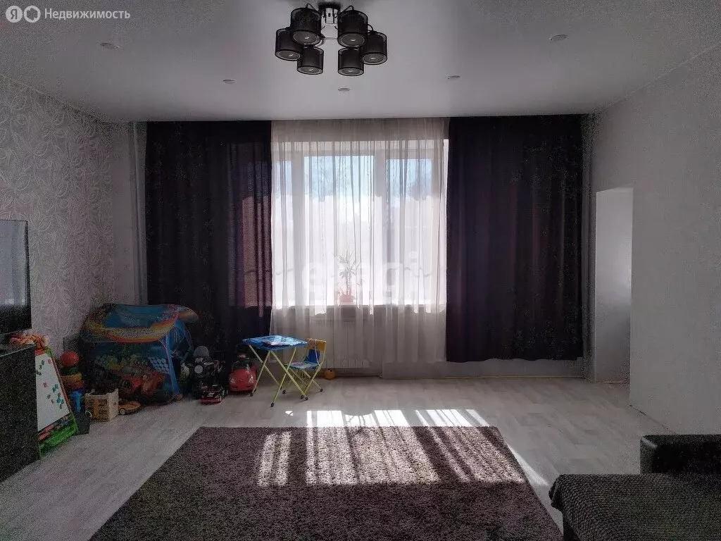 3-комнатная квартира: Абакан, улица Карла Маркса, 16 (76.4 м) - Фото 0