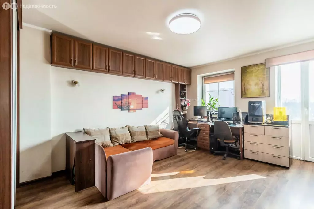 3-комнатная квартира: Калининград, Камская улица, 25 (59.1 м) - Фото 1