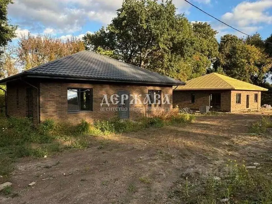 Дом в Белгородская область, Старый Оскол пер. 2-й Санаторный (100 м) - Фото 1