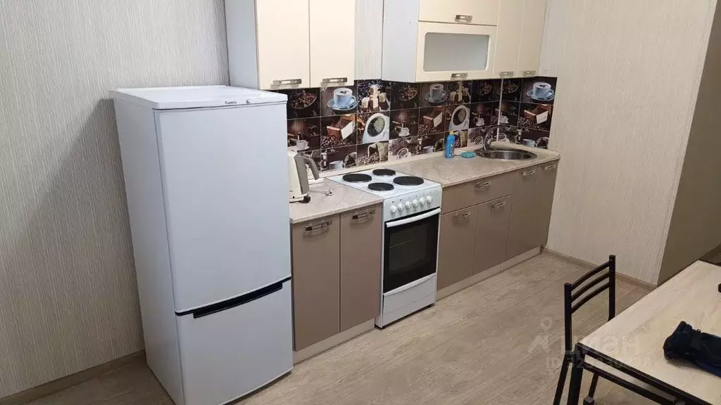 2-к кв. Омская область, Омск ул. Куйбышева, 113 (62.0 м) - Фото 2