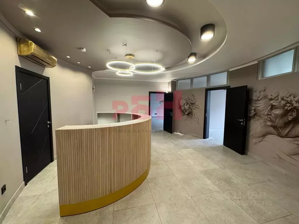 Офис в Тюменская область, Тюмень ул. Челюскинцев, 26 (190 м) - Фото 1