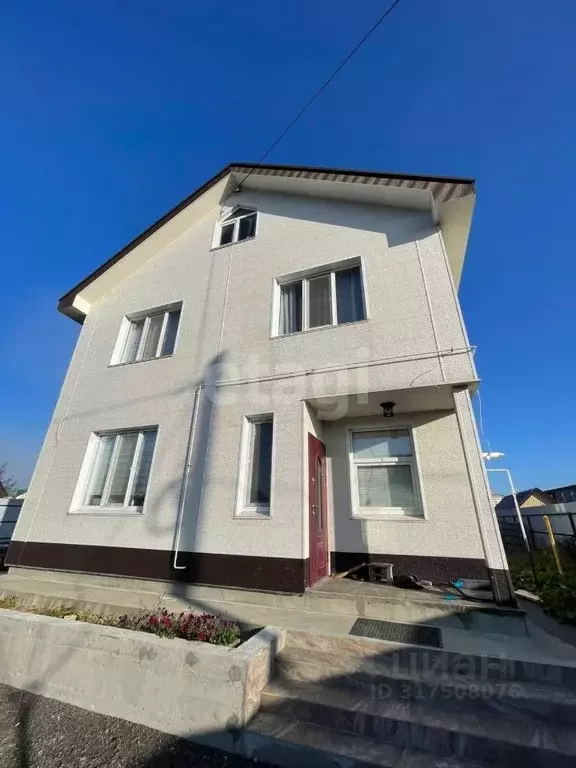 Дом в Сахалинская область, Анивский городской округ, с. Троицкое ул. ... - Фото 1